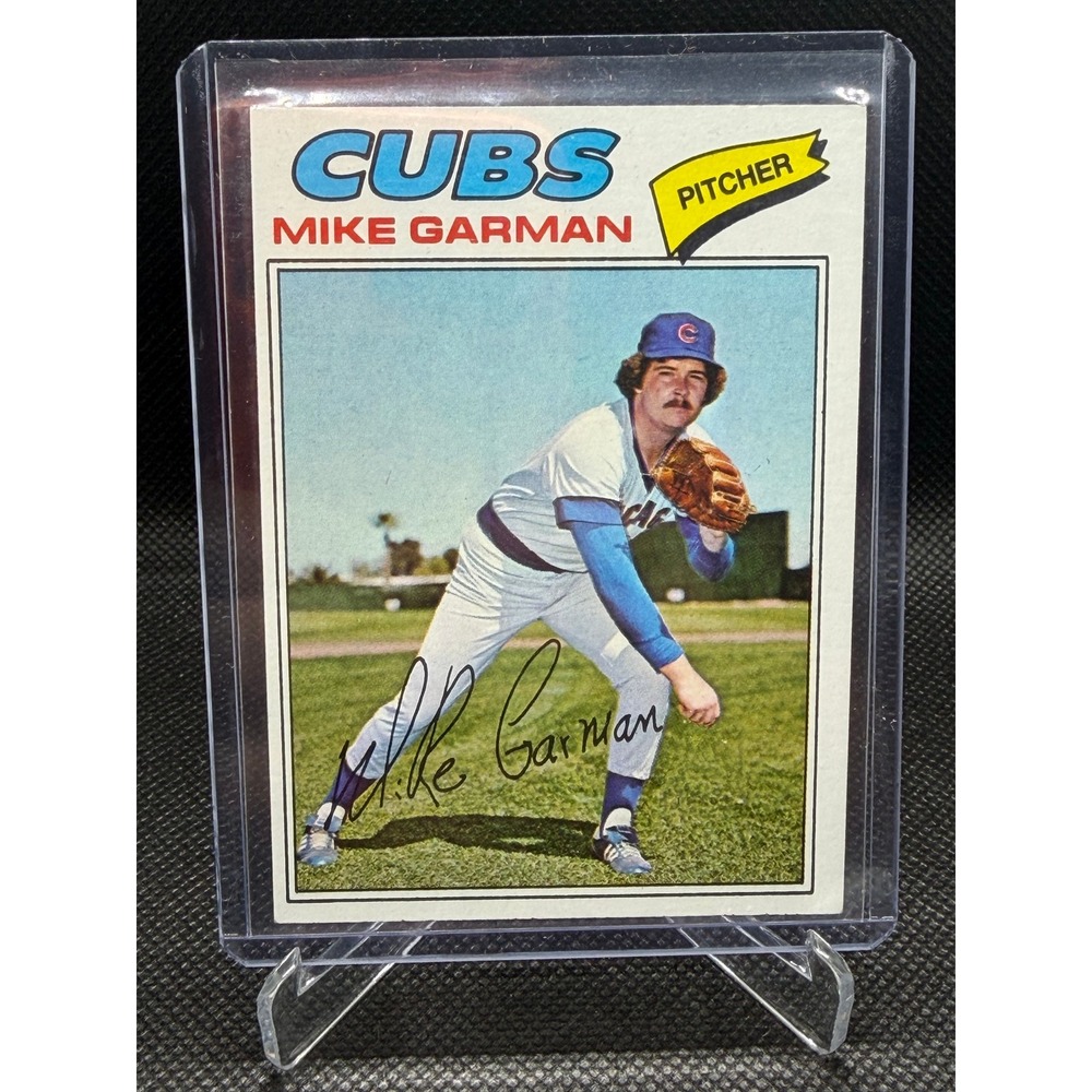 1977 Topps Mike Garman Chicago Cubs Pitcher Baseball Card 302 Vintage MLB
